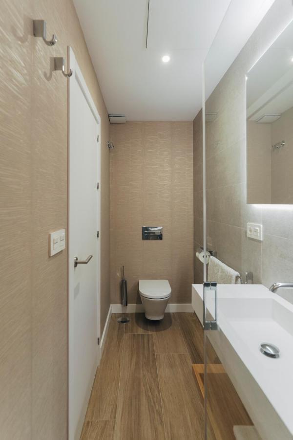 Galmen Suites Seville Ngoại thất bức ảnh