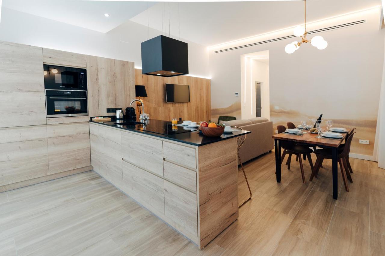 Galmen Suites Seville Ngoại thất bức ảnh